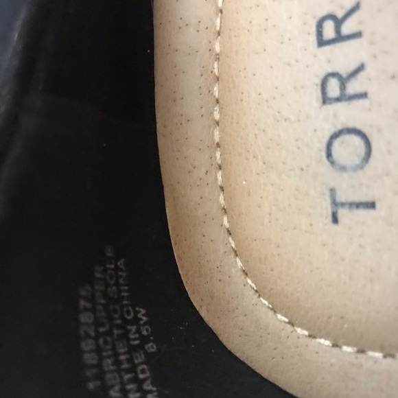 Torrid Suede Kitten Heel 8.5W - Picture 4 of 4